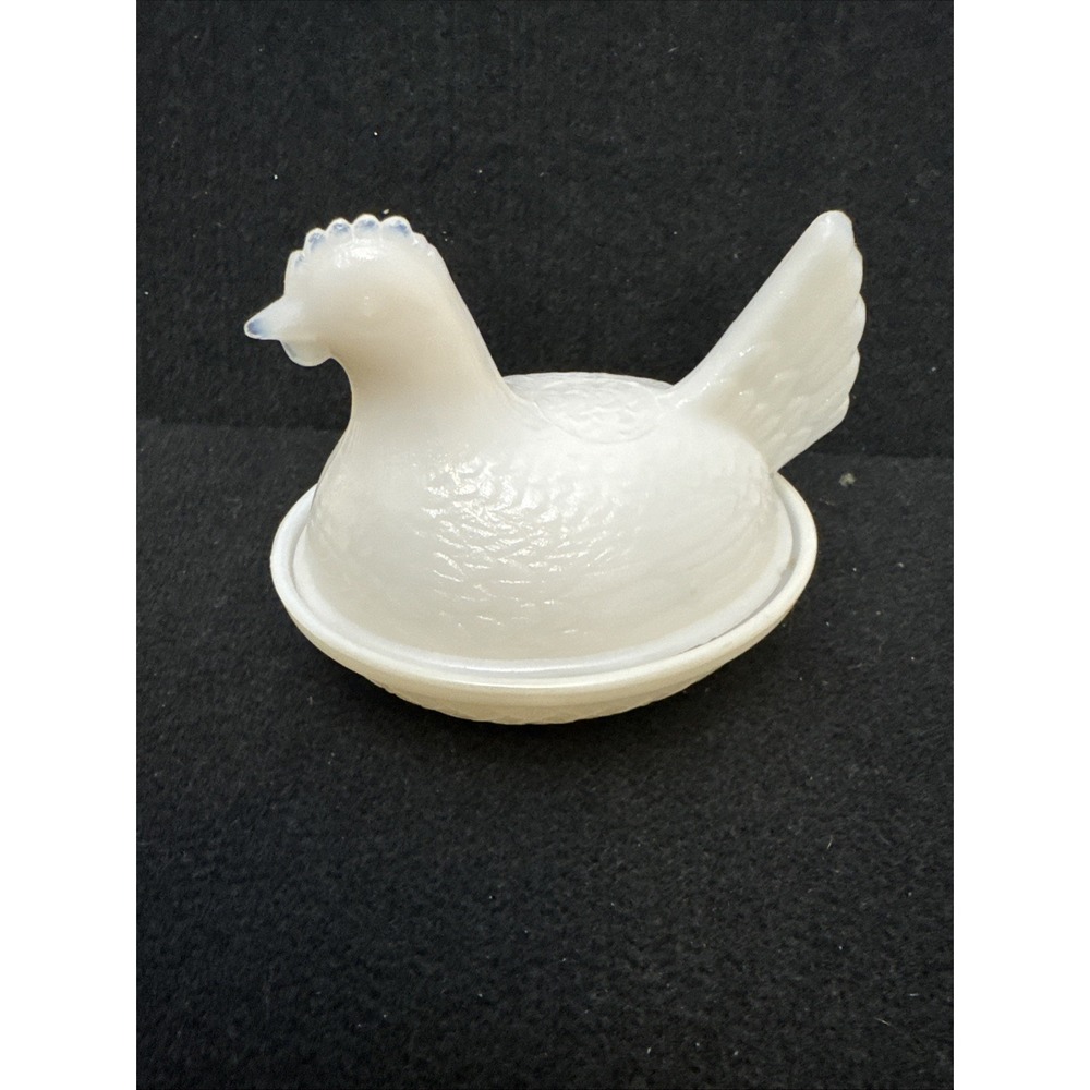 Vintage White Milk Glass Chicken Hen on a Nest Small 4 1/2" Candy Covered Dish